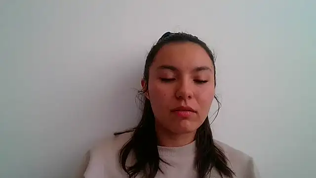  andygirl online show from April 2026 09:30:02 PM