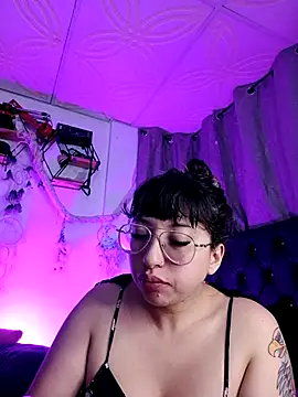 Piafisher1 online show from September 2025 01:19:02 AM