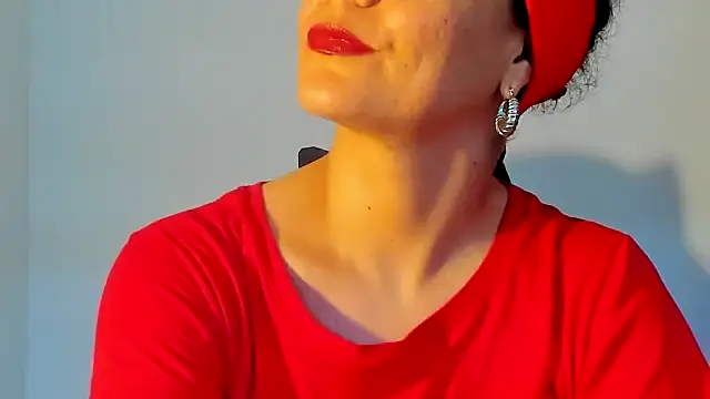 Sami Hotie1 online show from November 2025 08:00:01 PM