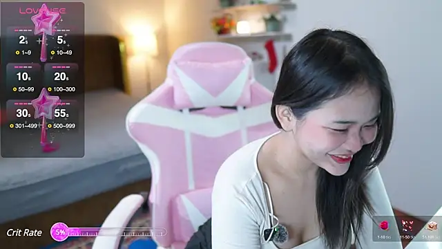 Snapshot of laybunny1 chatting on January 2025 01:49:01 AM laybunny1 online show from January 2025 01:49:01 AM