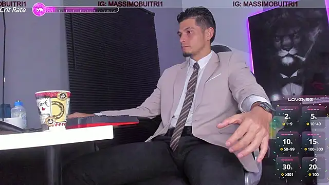 Snapshot of massimo_g chatting on December 2024 11:04:01 PM massimo g online show from December 2024 11:04:01 PM