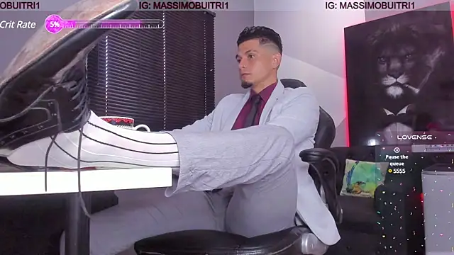Snapshot of massimo_g chatting on December 2024 02:44:01 PM massimo g online show from December 2024 02:44:01 PM
