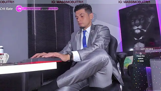 Snapshot of massimo_g chatting on December 2024 02:38:02 PM massimo g online show from December 2024 02:38:02 PM