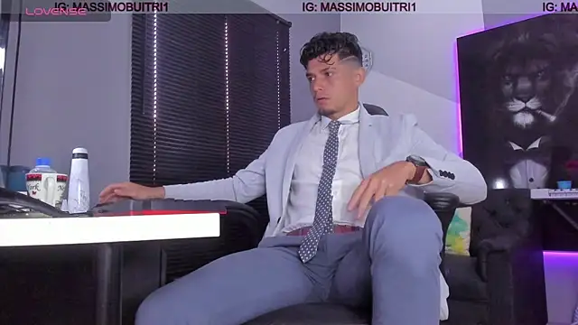 Snapshot of massimo_g chatting on January 2025 03:54:02 PM massimo g online show from January 2025 03:54:02 PM