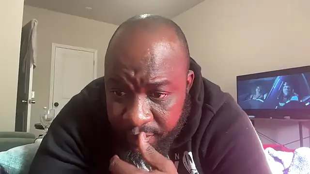 Snapshot of africandickxxl chatting on December 2024 07:25:02 PM africandickxxl online show from December 2024 07:25:02 PM
