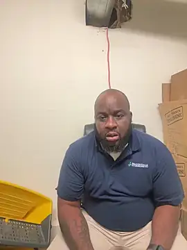 Snapshot of africandickxxl chatting on October 2025 03:21:02 PM africandickxxl online show from October 2025 03:21:02 PM