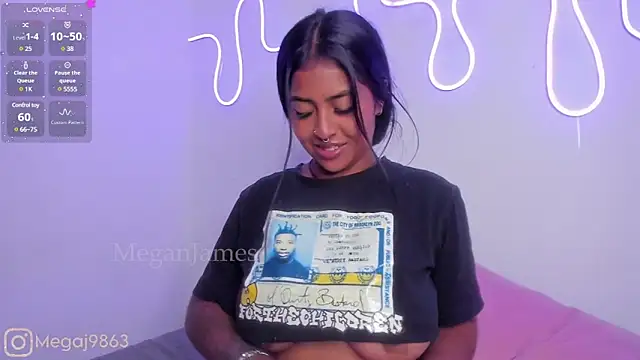 meganjames1 online show from January 2025 03:54:02 PM