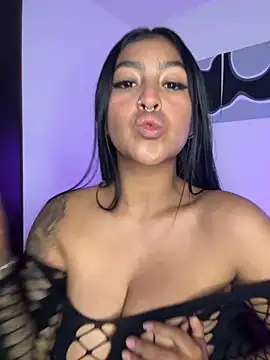 meganjames1 online show from November 2025 12:11:01 AM