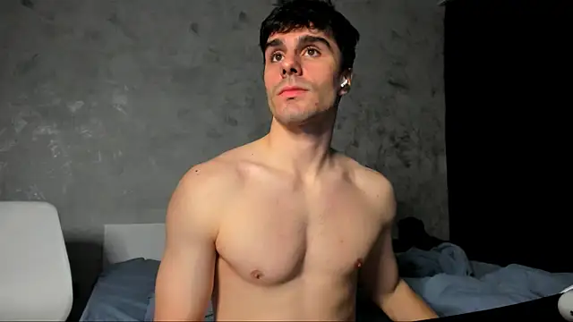 Snapshot of sam_huston chatting on May 2026 09:13:01 PM sam huston online show from May 2026 09:13:01 PM