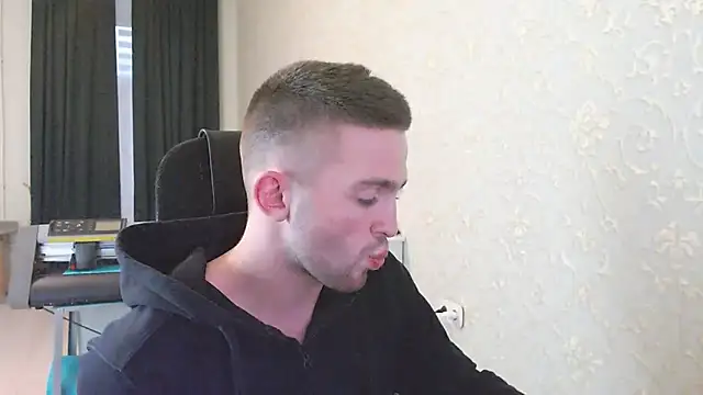 Marselle Laker online show from March 2025 03:29:02 PM