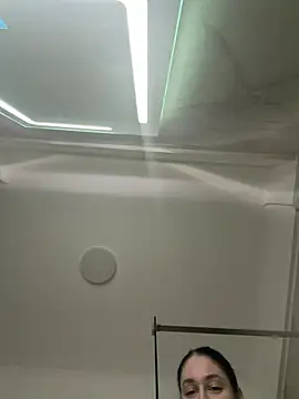 moniqque online show from February 2026 07:43:01 PM