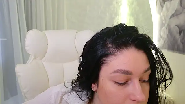 moniqque online show from May 2026 04:29:02 AM