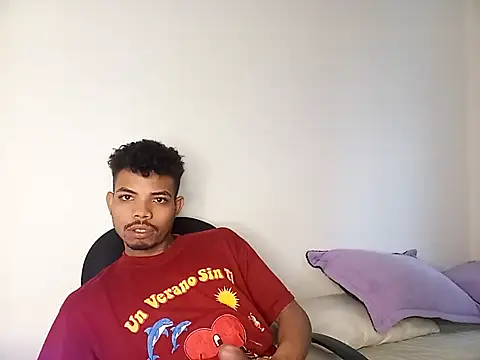 danidiazto2023 online show from February 2025 10:47:02 PM