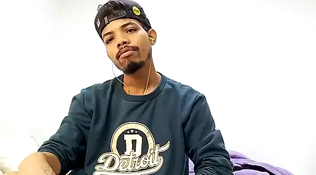 danidiazto2023 online show from March 2025 09:58:01 PM