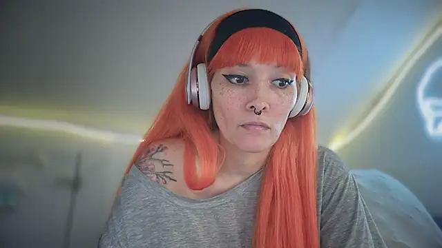 FRRANNKIE online show from October 2025 04:45:01 AM