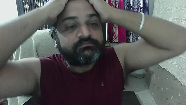 Snapshot of rentarob chatting on October 2025 08:31:02 PM rentarob online show from October 2025 08:31:02 PM