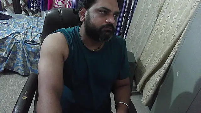 Snapshot of rentarob chatting on November 2025 01:22:02 PM rentarob online show from November 2025 01:22:02 PM