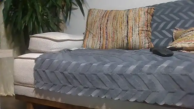 Snapshot of reslerkek31 chatting on December 2025 08:24:02 PM reslerkek31 online show from December 2025 08:24:02 PM