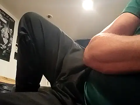 JRock69nKzoo online show from October 2025 02:01:01 AM