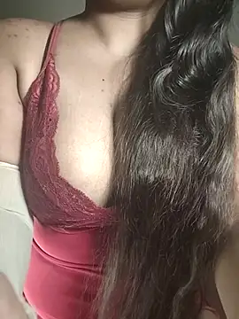 Snapshot of Hurrem_02 chatting on November 2025 12:30:01 PM Hurrem 02 online show from November 2025 12:30:01 PM