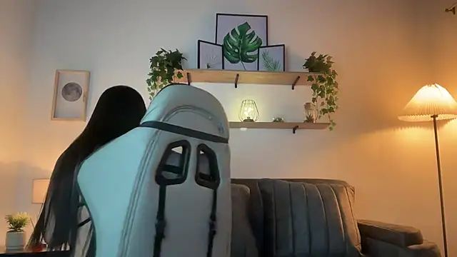 Paulah x online show from October 2025 08:17:01 PM