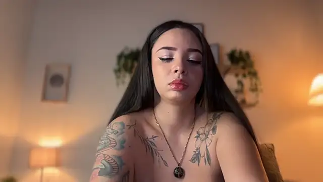 Paulah x online show from November 2025 07:36:03 PM