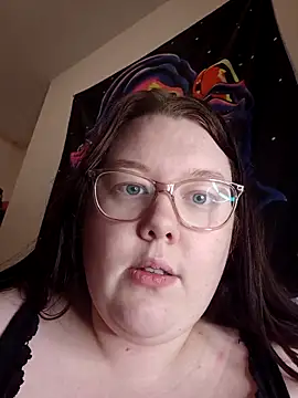 Sexycurvyemilyy online show from March 2026 10:01:01 PM