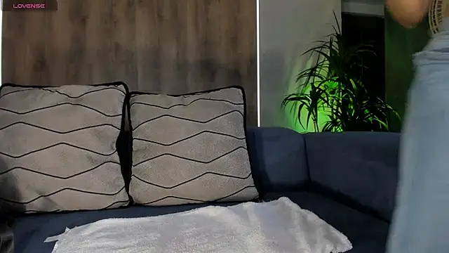 Snapshot of SophiePalmer chatting on January 2025 12:59:01 PM SophiePalmer online show from January 2025 12:59:01 PM