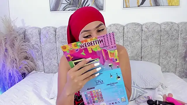 abby gibson online show from September 2025 06:52:02 PM