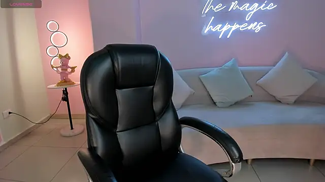 SunnyRivers online show from October 2025 05:33:02 PM