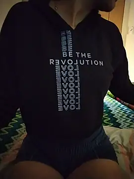 Snapshot of LissaThompsom chatting on October 2025 02:46:01 PM LissaThompsom online show from October 2025 02:46:01 PM