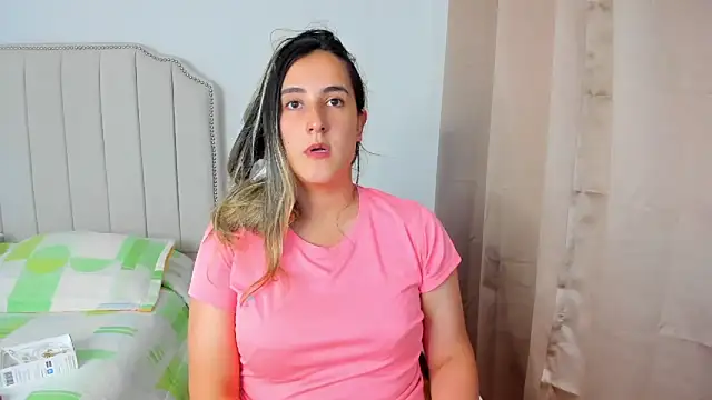 Hanna86 online show from September 2025 06:55:01 PM