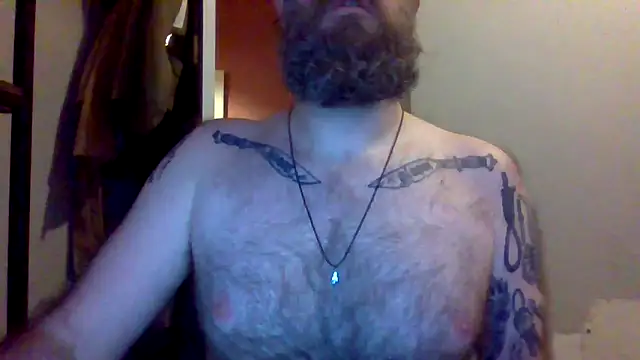 Snapshot of Thrillhouse chatting on November 2025 09:14:01 PM Thrillhouse online show from November 2025 09:14:01 PM