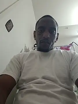 Snapshot of Annonymous607 chatting on December 2025 01:35:02 AM Annonymous607 online show from December 2025 01:35:02 AM