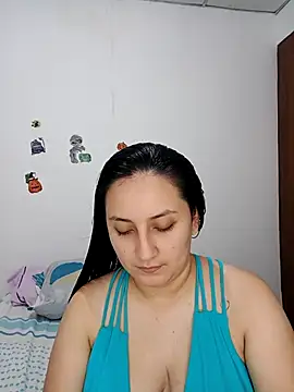 Snapshot of Angeelus2 chatting on April 2026 03:21:02 PM Angeelus2 online show from April 2026 03:21:02 PM