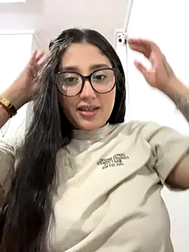 croftsmila online show from November 2025 11:29:01 PM