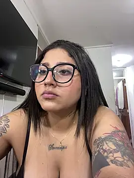 croftsmila online show from June 2026 12:04:01 AM