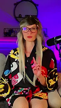 Kittychatte online show from May 2026 12:43:02 PM