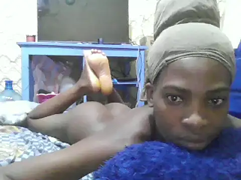 Snapshot of pretty-lolo chatting on January 2025 03:09:02 AM pretty-lolo online show from January 2025 03:09:02 AM