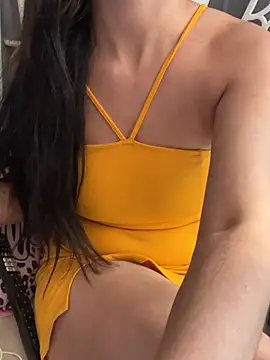LaPetitechienne1 online show from July 2026 04:11:02 PM