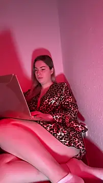 Snapshot of KissMissAngela chatting on November 2025 07:47:01 AM KissMissAngela online show from November 2025 07:47:01 AM