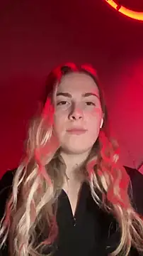 Snapshot of KissMissAngela chatting on November 2025 07:35:01 PM KissMissAngela online show from November 2025 07:35:01 PM