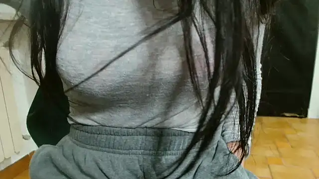 patatinahot87 online show from March 2026 04:43:01 PM