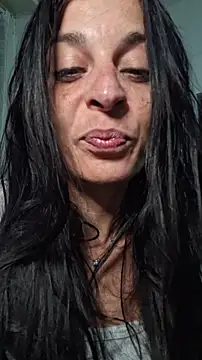 patatinahot87 online show from April 2026 05:30:01 PM