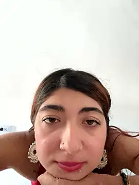 esteni online show from December 2024 03:50:02 PM