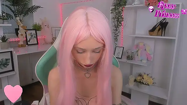 Snapshot of Katia_Kim chatting on October 2025 06:50:02 AM Katia Kim online show from October 2025 06:50:02 AM