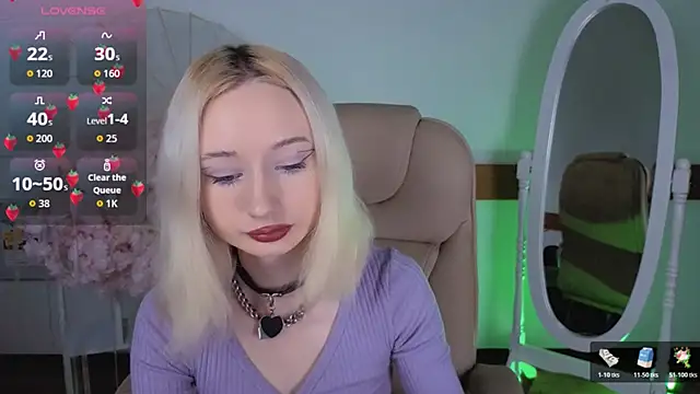 Snapshot of Katia_Kim chatting on November 2025 06:33:02 AM Katia Kim online show from November 2025 06:33:02 AM