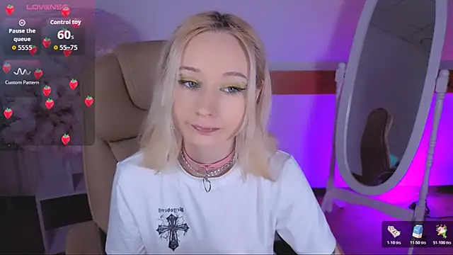 Snapshot of Katia_Kim chatting on November 2025 06:35:02 AM Katia Kim online show from November 2025 06:35:02 AM