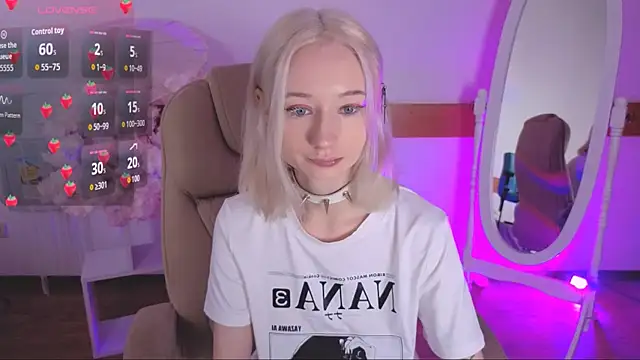 Snapshot of Katia_Kim chatting on November 2025 06:12:01 AM Katia Kim online show from November 2025 06:12:01 AM