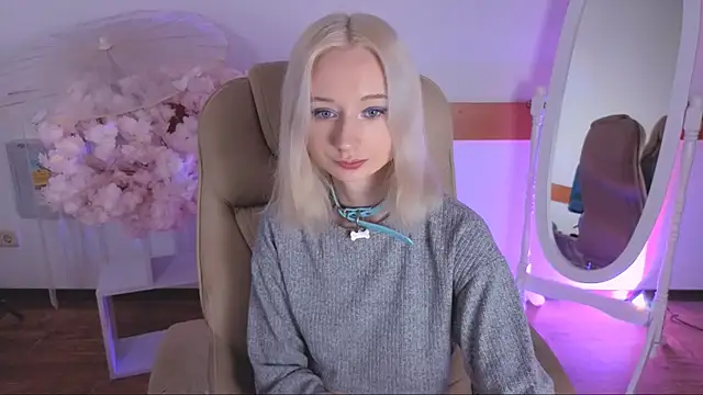 Snapshot of Katia_Kim chatting on November 2025 06:22:01 AM Katia Kim online show from November 2025 06:22:01 AM